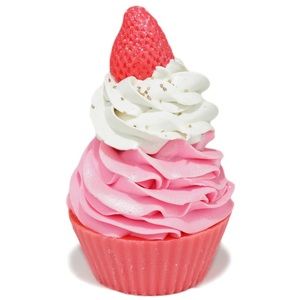 Soap Cherie Strawberry Cupcake Handmade Soap New in Box